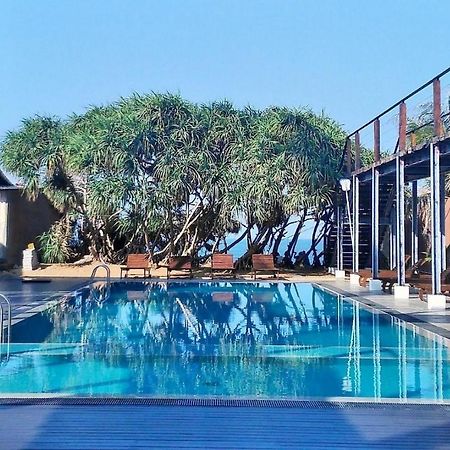 Saprin Beach Resort อุสเวตาเกอิยาวา ภายนอก รูปภาพ