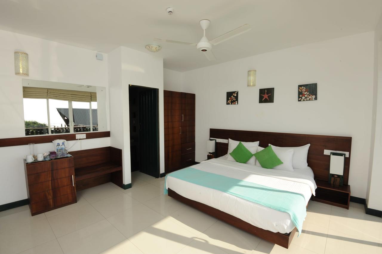 Saprin Beach Resort อุสเวตาเกอิยาวา ภายนอก รูปภาพ