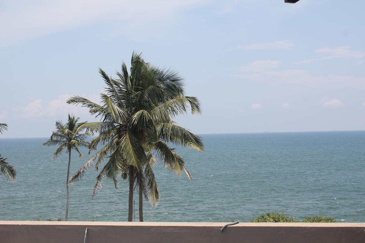 Saprin Beach Resort อุสเวตาเกอิยาวา ภายนอก รูปภาพ