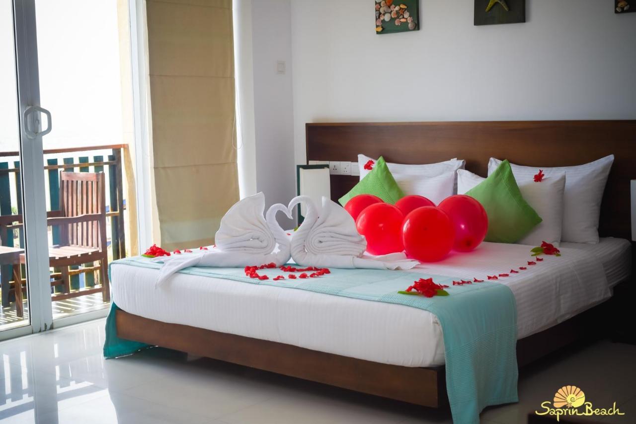 Saprin Beach Resort อุสเวตาเกอิยาวา ภายนอก รูปภาพ